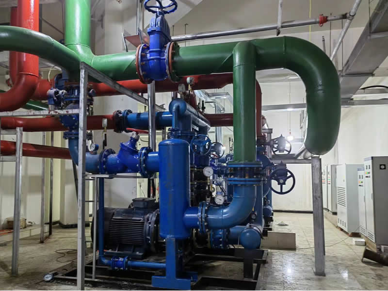 阻断器型变流量控压机组